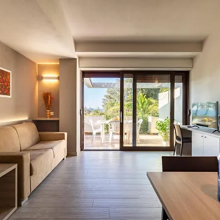 Aparthotel Solemaremma
